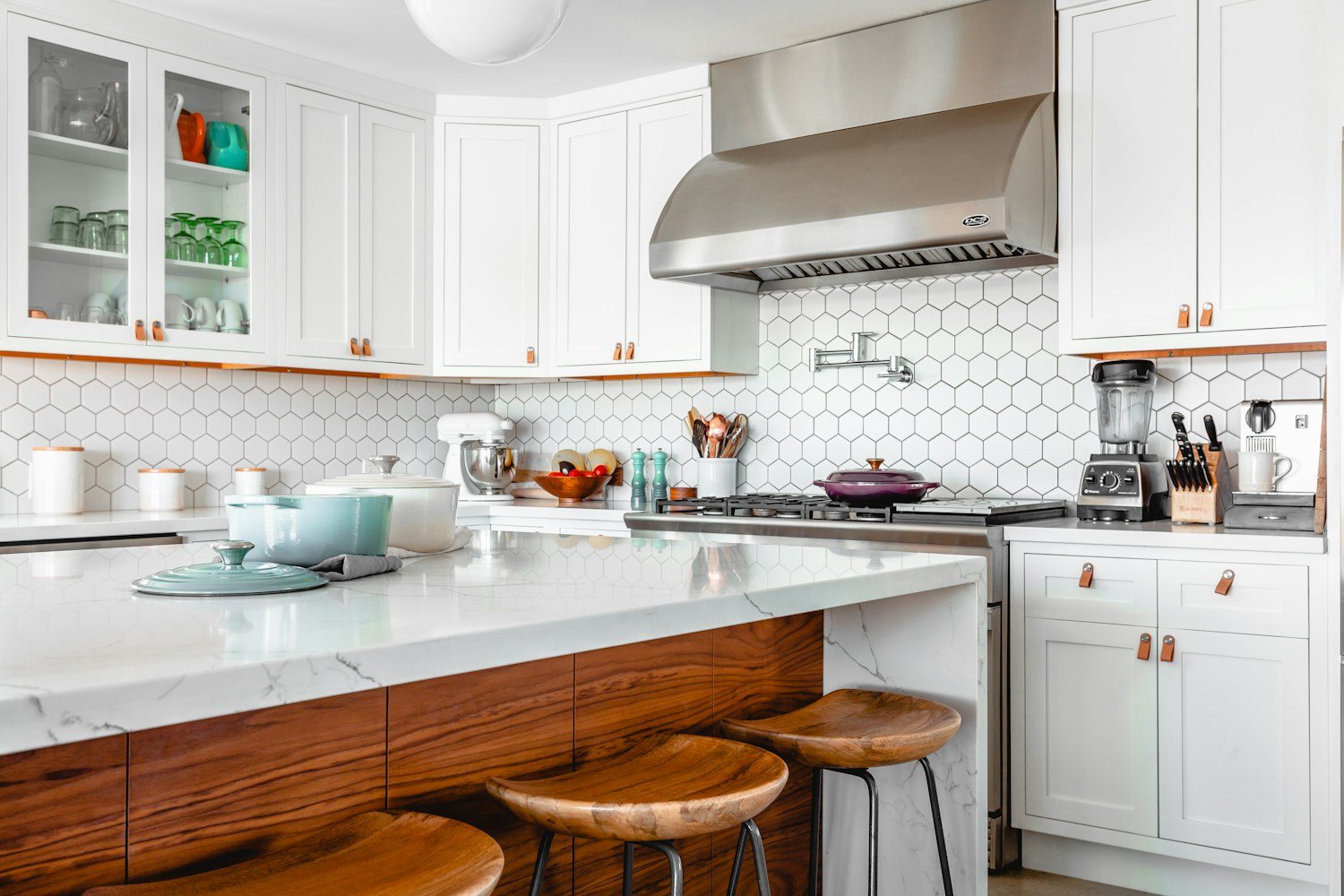 Clearer kitchen counters, without hiding everything you use